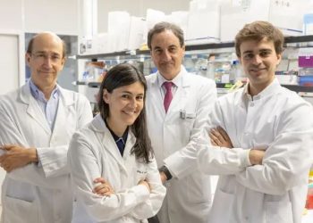 🎯 Científicos logran bloquear la recaída del cáncer de mama más agresivo