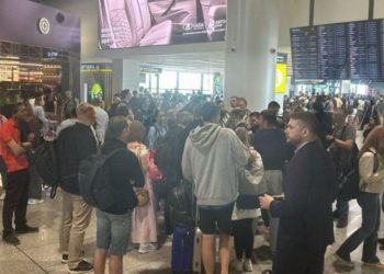 Ataques con drones en Rusia provocan caos en aeropuertos de Moscú y San Petersburgo