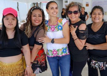 SUPERVISA ANA PATY PERALTA COBUS 220 PARA FOMENTAR EL DESARROLLO SOCIAL