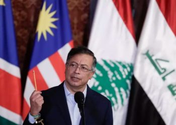 «Treinta países se unen para bloquear armas a Israel»