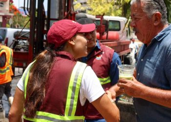 INSPECCIONA ANA PATY PERALTA TRABAJOS DE DESAZOLVE POR PREVENCIÓN A LLUVIAS EN LA SM 17