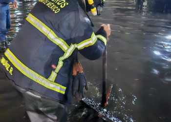¡Diluvio en CDMX! Caen 12 millones de metros cúbicos de lluvia