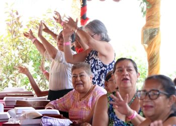 «Celebración en el DIF: Honran a la Tercera Edad de Cancún»