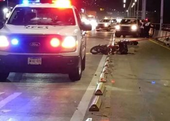 Muere motociclista en accidente sobre Periférico Sur en Zapopan