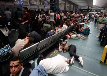 Afectaciones aéreas en Cancún por mal clima en la Ciudad de México