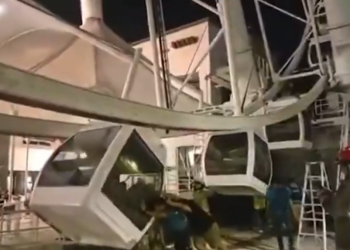 Apagón en la Zona Hotelera de Cancún deja sin luz a hoteles y atrapa a turistas en Plaza La Isla