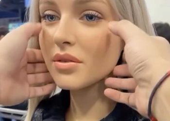 Aria, el robot de 175.000 dólares que simula ser tu esposa y genera polémica