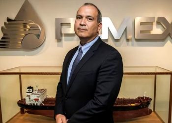 VIDEO «Sheinbaum confirma detención de Carlos Alberto Treviño exdirector de Pemex en EU»