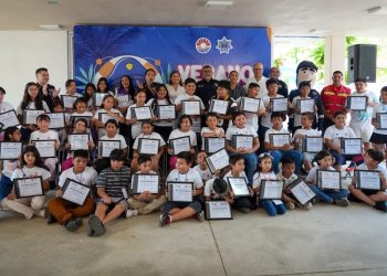 Concluye con éxito el curso “Verano Seguro, Policía 2025” en Cancún 2