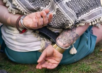 Policía de Londres arresta a 466 personas por apoyar a Palestine Action, grupo proscrito