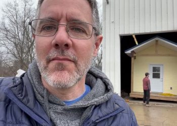 Proyecto ‘12 Neighbours’ Un millonario canadiense construye una comunidad para personas sin hogar