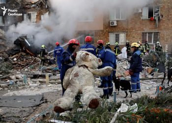 Tragedia en Kiev Ataque ruso con drones y misiles deja 18 muertos, tres de ellos niños.