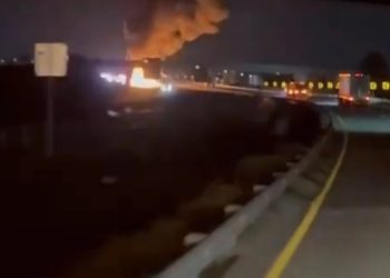 Tráiler en llamas paraliza el Arco Norte en el tramo Atitalaquia-Apaxco