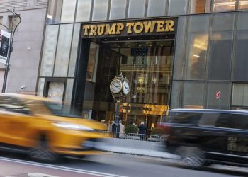 Tribunal anula millonaria multa a Trump por fraude civil