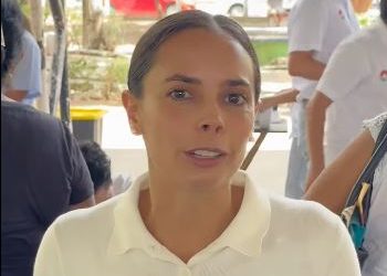 Vecinos de Cancún avanzan en escrituración y titulación de viviendas