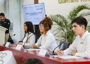 «Cabildo Adolescente 2025: Un Espacio de Participación Juvenil en Playa del Carmen»