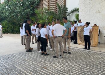 Trabajadores del hotel Mundo Maya Tulum paran labores por hostigamiento laboral
