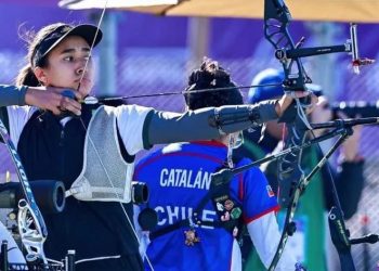 Arquera Coahuilense, Ángela Ruíz, logra subcampeonato en Canadá