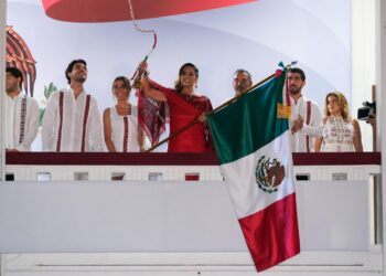 Mara Lezama celebra el Grito de Independencia en Quintana Roo
