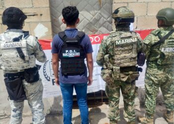 Fiscalía asegura drogas y detiene a un sujeto en cateos en Benito Juárez