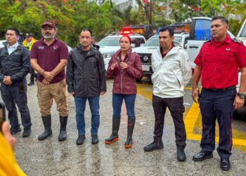 Ana Paty Peralta activa "Operativo Tormenta" en Cancún ante fuertes lluvias