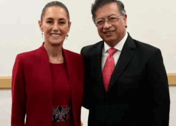 Gustavo Petro Pide a Sheinbaum Ayuda en la Búsqueda de Cantante Colombiano