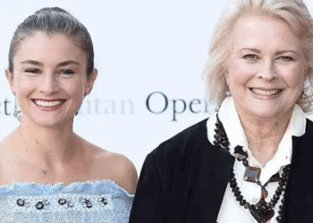 Nueva Directora de Vogue: Chloe Malle Sucede a la Leyenda Anna Wintour