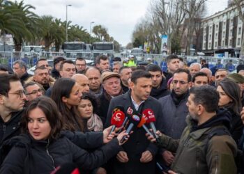 Lucha política en Turquía: El partido opositor CHP enfrenta un ‘golpe de Estado judicial’