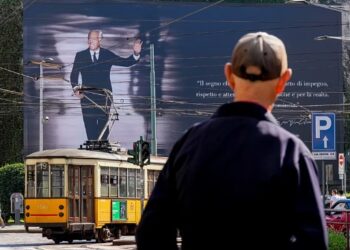 «Milán despide a su rey: Más de 17,000 personas honran a Giorgio Armani»