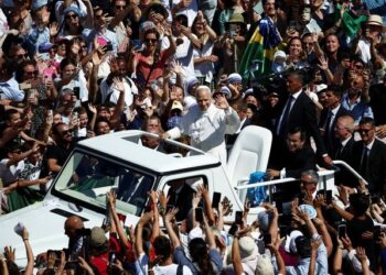 «Primer santo ‘influencer’ y ‘millennial’ El Papa León XIV canoniza a Carlo Acutis»