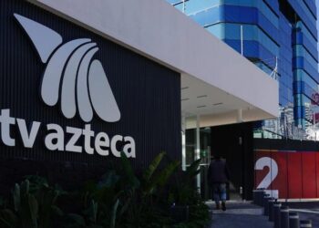 «Inversionistas de EU exigen solución al conflicto financiero de TV Azteca en México»