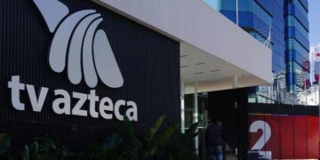 «Inversionistas de EU exigen solución al conflicto financiero de TV Azteca en México»