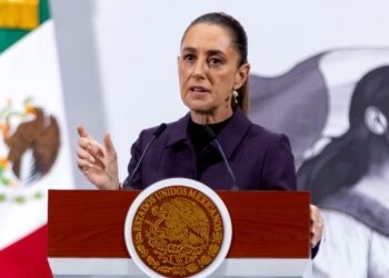 «Sheinbaum responde a Salinas Pliego y cuestiona compras y beneficios del empresario»