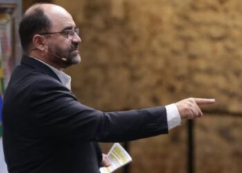 «Migrantes en Juárez: Álvarez Icaza critica disculpa de Francisco Garduño»