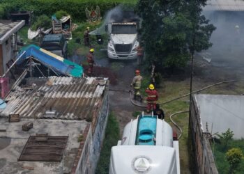 Fuerte explosión en taller clandestino de pirotecnia en Tultepec