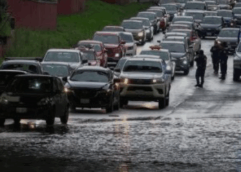 Torrenciales Lluvias Azotan a Seis Estados: Desbordamientos, Deslaves y Plan DN-III-E Activado