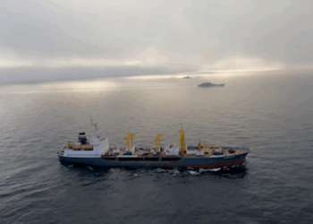 Rusia despliega su Armada en el Ártico en el marco del ejercicio Západ-2025