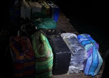 Recuperan Narcococaína Tras Operativo Naval en el Caribe