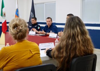 Reunión en Playa del Carmen para fortalecer seguridad y cooperación consular