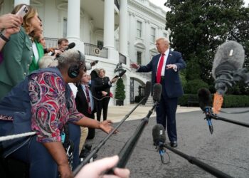 Trump Fija Plazo para Alto el Fuego en Gaza, Hamas Tiene Tres o Cuatro Días para Decidir