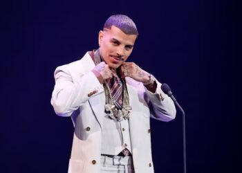 Rauw Alejandro sorprende con su precuela “Cosa Nuestra: Capítulo 0”