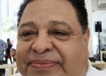 Regidor Orlando Muñoz reconoce avances en seguridad y pide mayor transparencia en Playa del Carmen