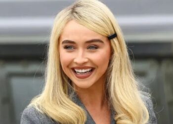 Sabrina Carpenter rompe esquemas: el debut femenino más impactante de 2025