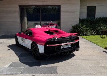 Automóvil de Lujo se Vuelve Taxi en CDMX El Bugatti Viral que Sorprende a México