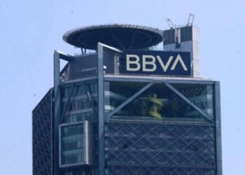 💰 Santander y BBVA reportan ganancias millonarias en México: 110 mil 190 millones de pesos en 2025