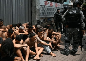 Megaoperativo contra el Comando Vermelho Deja 64 Muertos en Favelas de Río de Janeiro