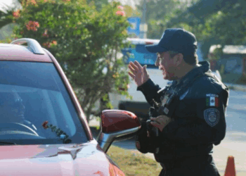 Policías en Cancún Reciben Sanción por No Usar Cámaras de Solapa