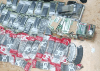 Interceptan Aeronave en Cancún con Armamento y 39 kg de Droga, Hay Tres Interceptados