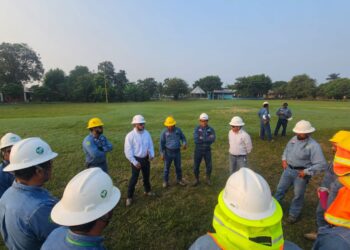 CFE Levanta Poste Clave para Llevar Energía a Veracruz