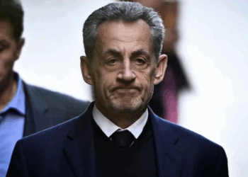 «Nicolas Sarkozy el primer ex-presidente de Francia en ir a la carcel»